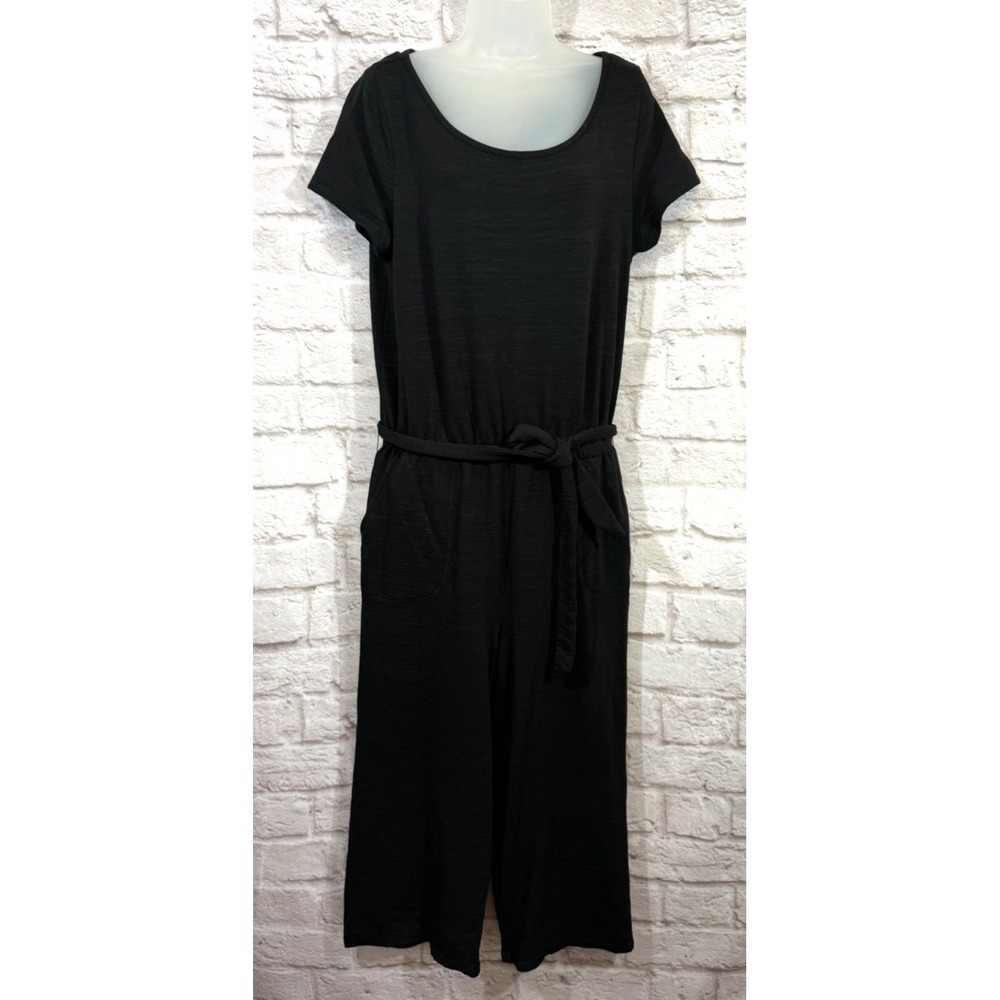 T by Talbots Black Jumpsuit Romper Cropped UPF 50 Twist Back Belted Pockets Sz L